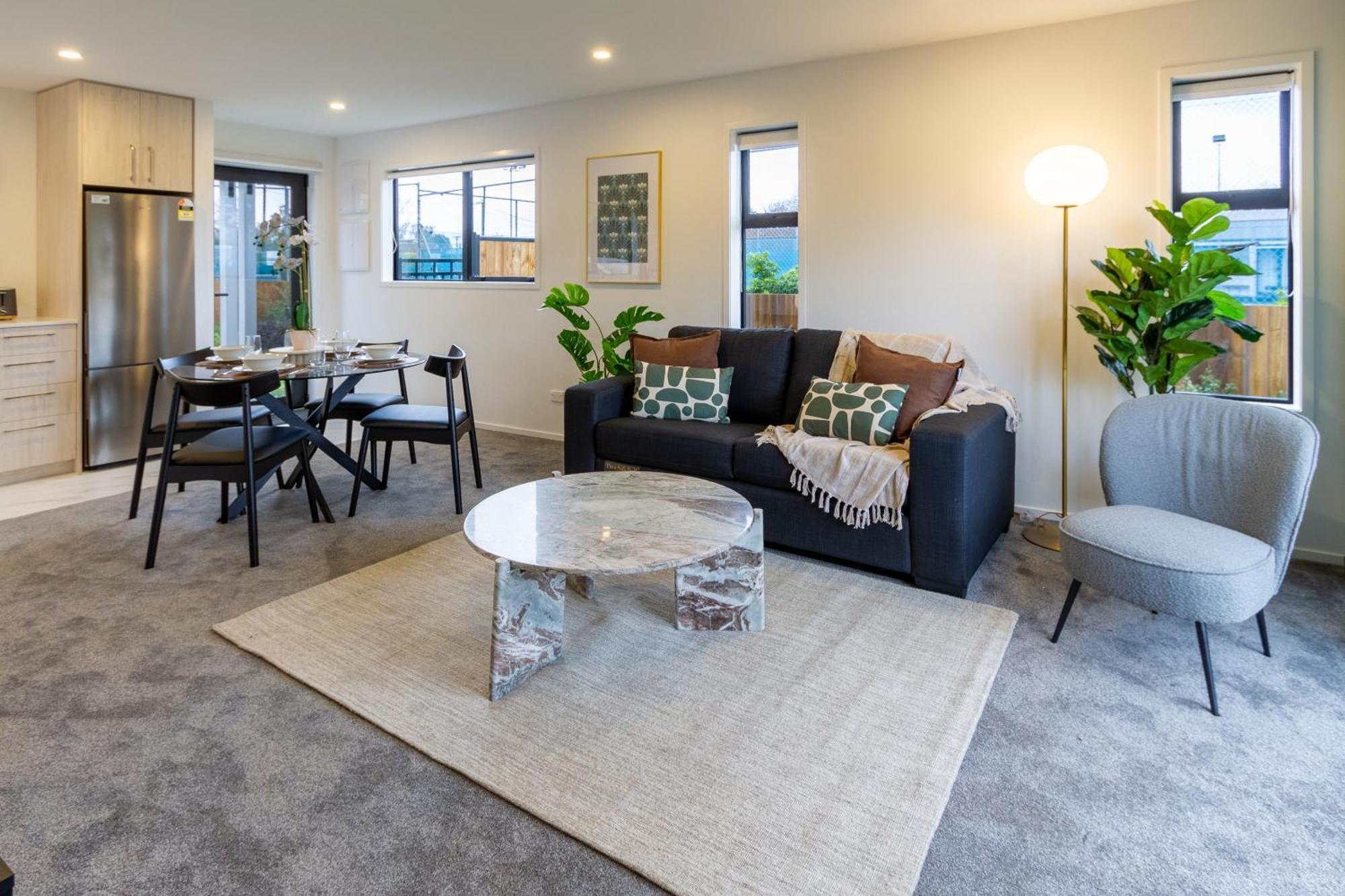 Serene Living 2 Bed With Carpark Christchurch Buitenkant foto